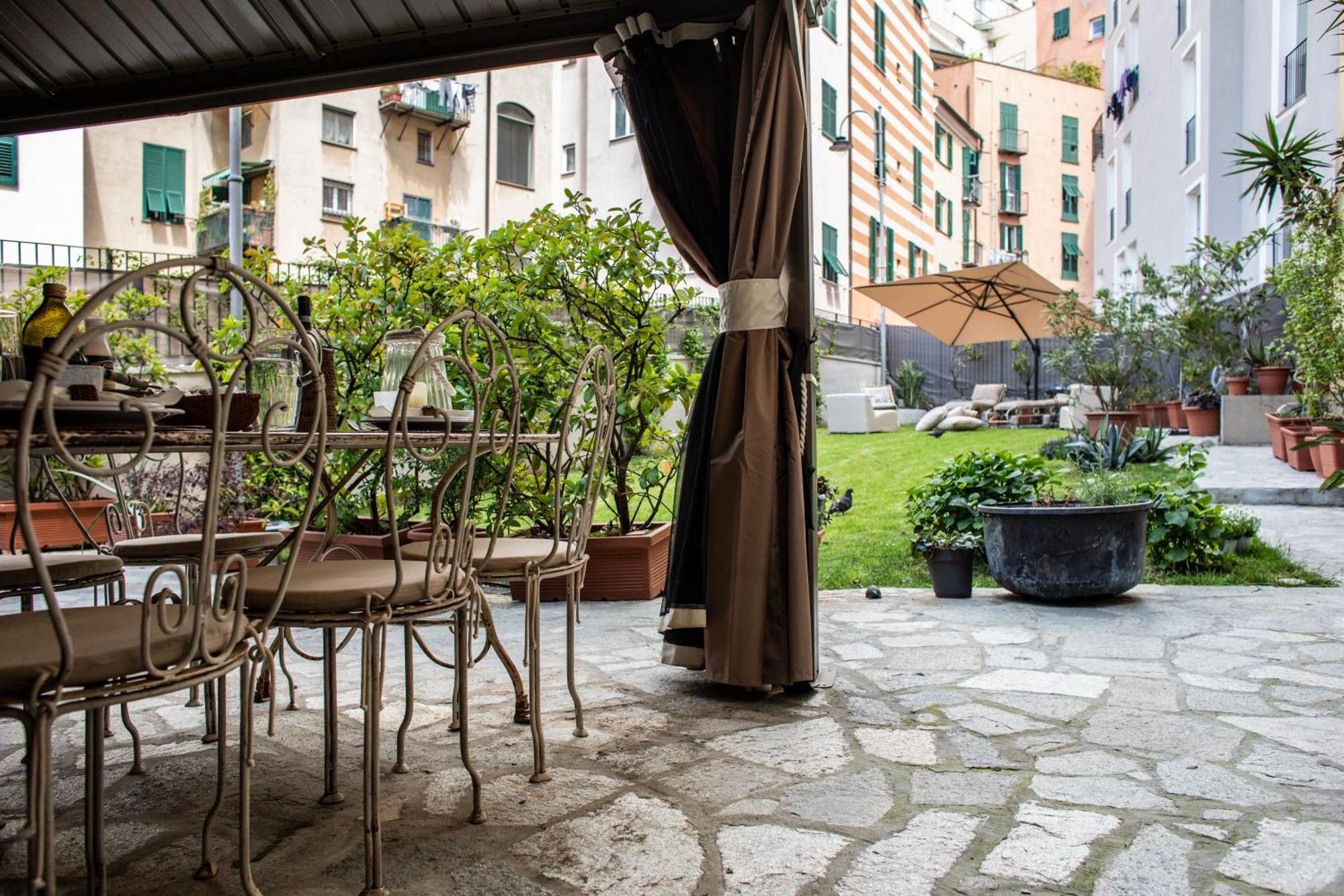 Appartamento GIARDINO IN CENTRO Fico Magico CITRA 1935 Genova Esterno foto